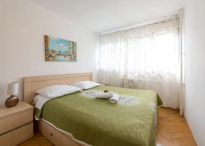 With Wifi - 18120 * Split